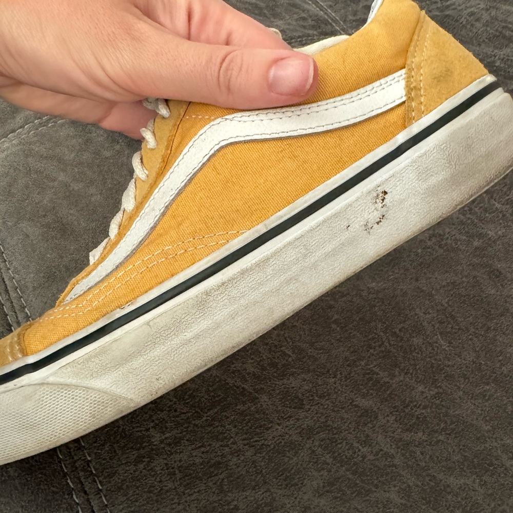 Yellow Vans Old Skool - Picture 3 of 8